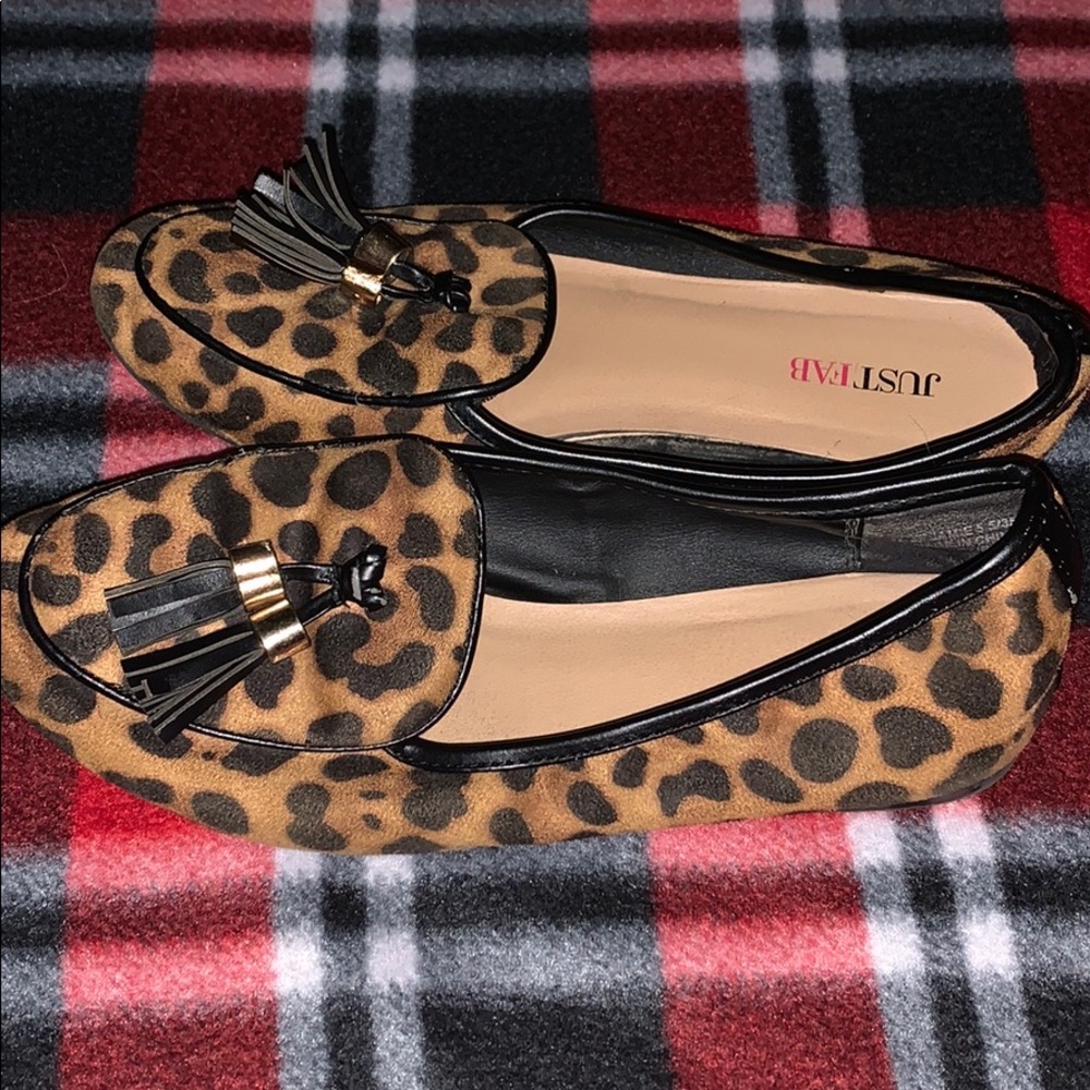Leopard Print Flats - Picture 4 of 6